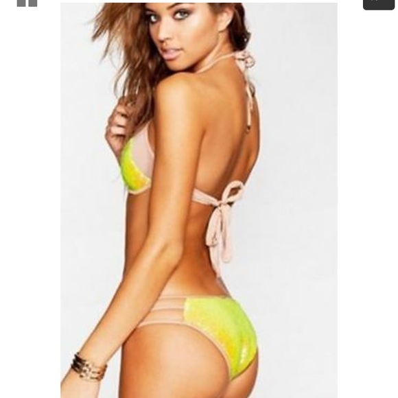 Beach Bunny Ray of light. - Picture 3 of 9